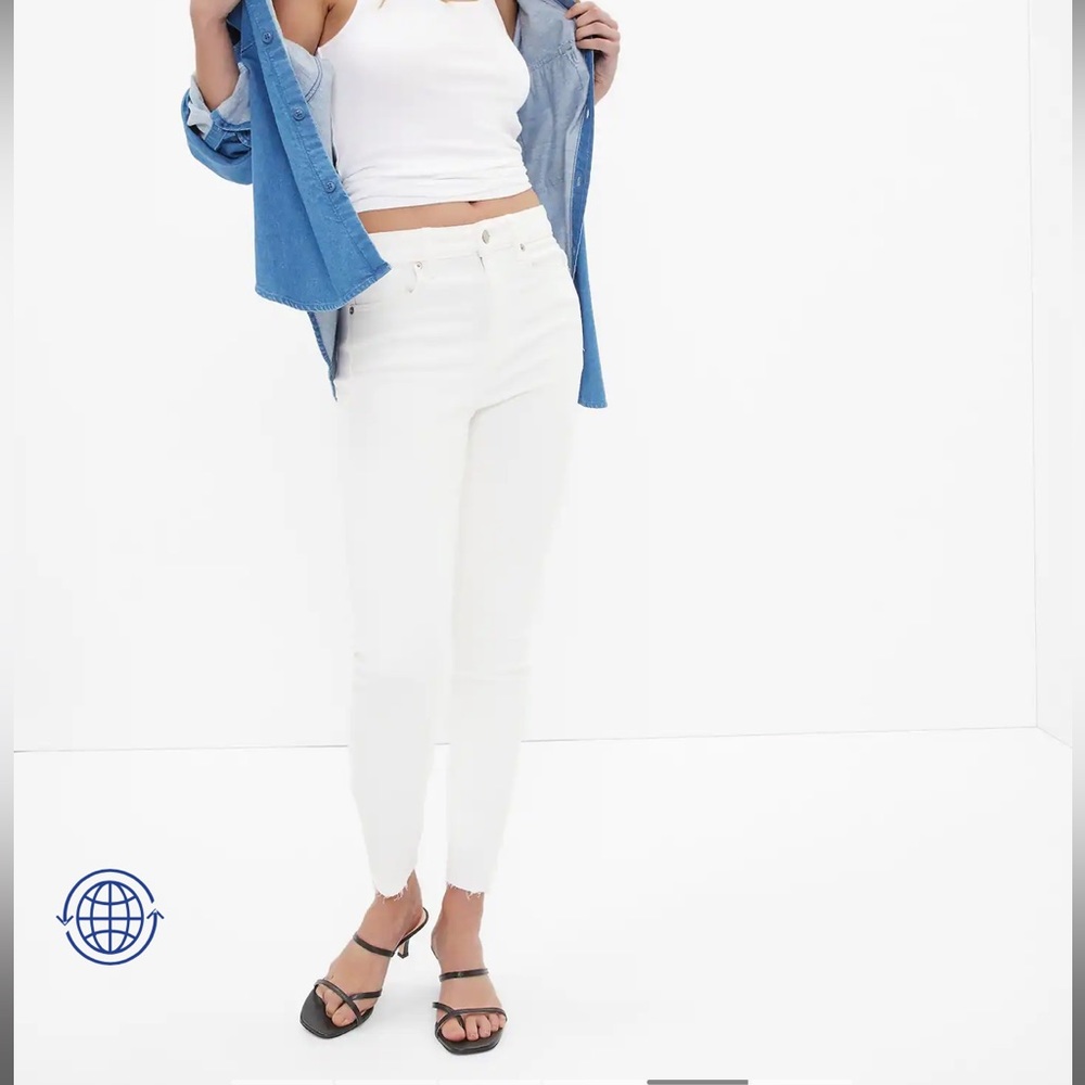 NWT GAP Denim Universal legging Sz 0